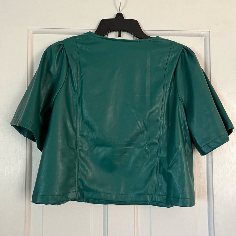 Green Vegan leather crop top Sz Large - Picture 5 of 5